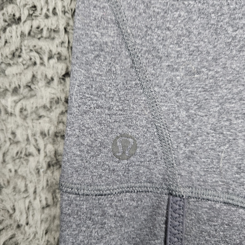 Lululemon Capri Leggings‎ Womens Size 6 Grey Cropped Athletic Yoga - Picture 10 of 11